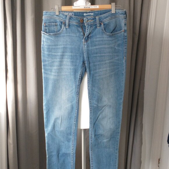 Jeans - Picture 10 of 10